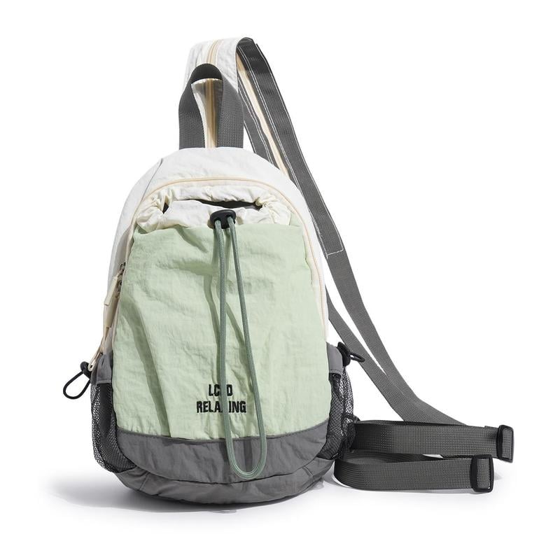 🎒Unisex lett mini-ryggsekk i nylon med fargeblokker – Kompakt og vannavstøtende dagstursekk for alle slags opplevelser